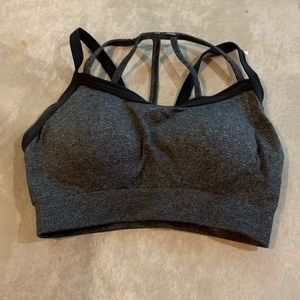 Cali by Carrie Underwood sport bra